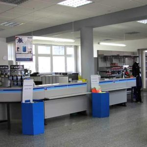 Schuster-Verkaufsraum-Theke