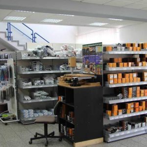 Schuster-Verkaufsraum2